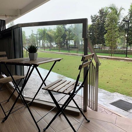 Timur Bay Groundfloor Pool & Seaview Kuantan Exterior photo