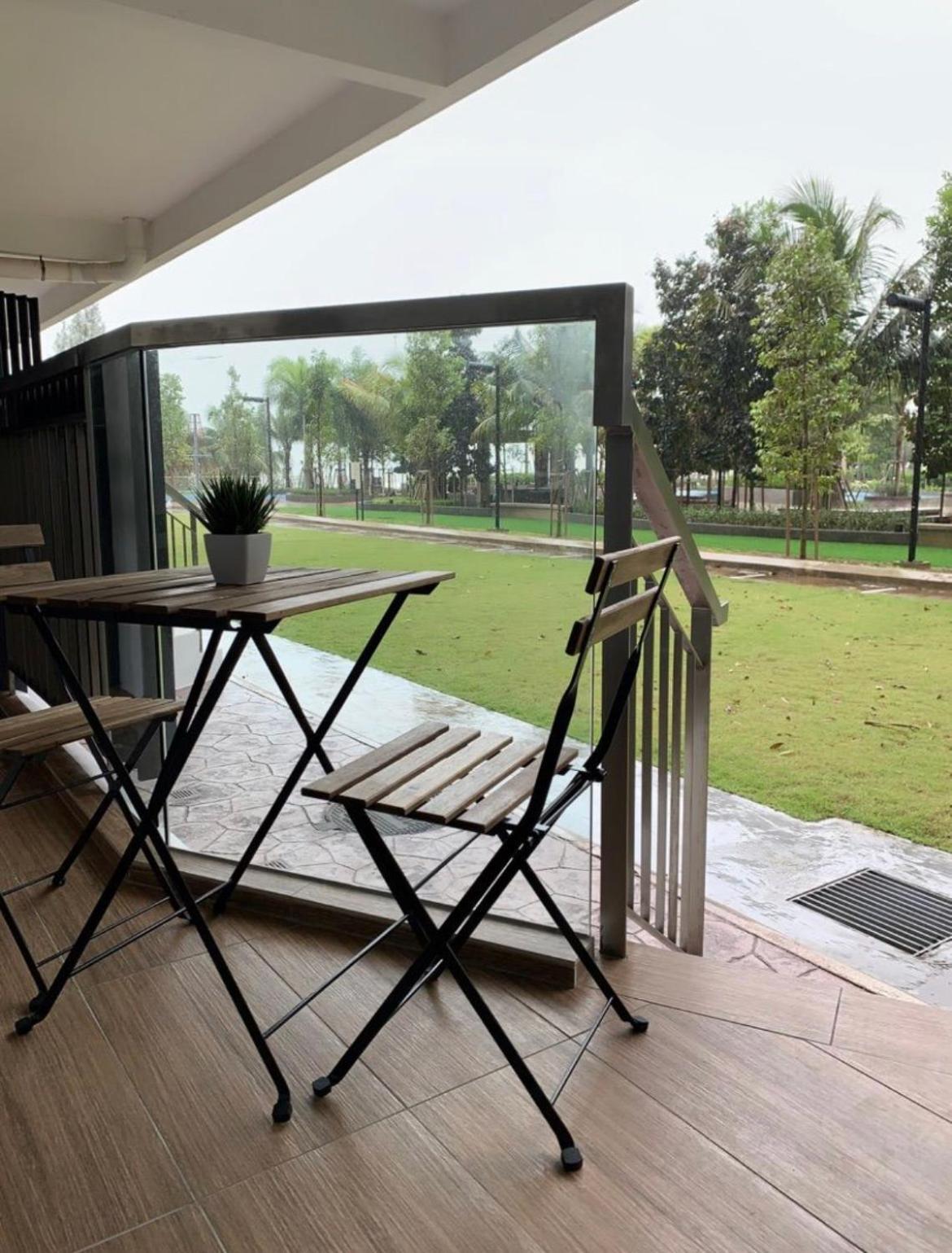 Timur Bay Groundfloor Pool & Seaview Kuantan Exterior photo